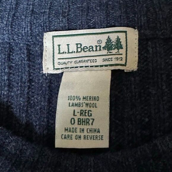 LL Bean Mens 100% Lambs Wool Ribbed Navy Blue Elbow Patch Crewneck Sweater Sz L - Picture 2 of 6